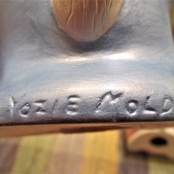 Mr. & Mrs. Easter Bunny - Picture 5 of 8